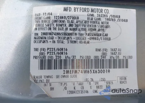 2005 Mercury Grand Marquis Gs from USA, damaged, VIN 2MEFM74W65X630019